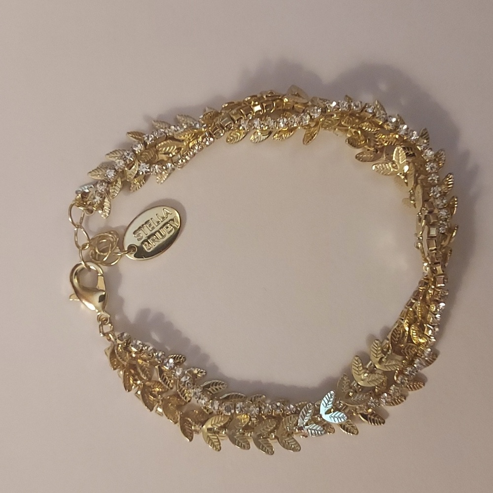 Stella & Ruby gold tone bracelet sparkle multi-strand leaf rhinestone bracelet